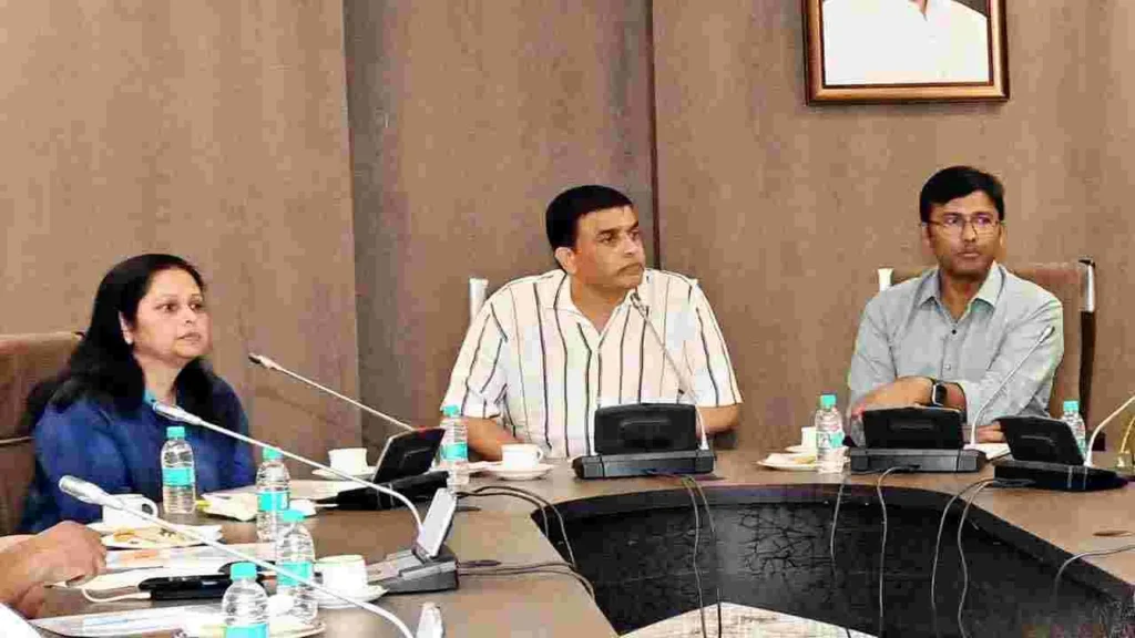 Gaddar : కాసేపట్లో గద్దర్ సినీ అవార్డుల ప్రకటన...