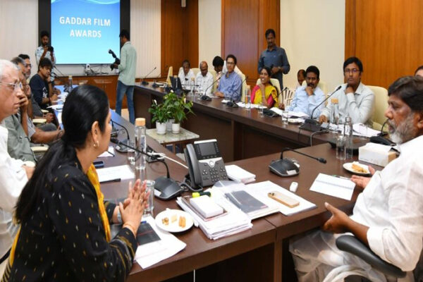 Gaddar : కాసేపట్లో గద్దర్ సినీ అవార్డుల ప్రకటన...