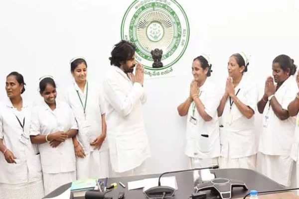 Pawan Kalyan : న‌ర్సుల సేవ‌లు అన‌న్య సామాన్యం: ప‌వ‌న్ క‌ల్యాణ్