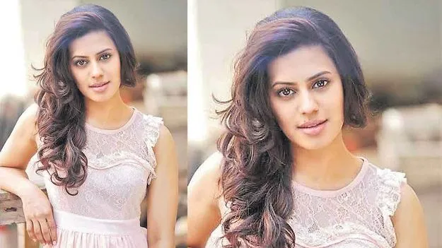 Ranya Rao : రన్యారావుకు హోంమంత్రి 'పెళ్లి కానుక' ఇచ్చారు