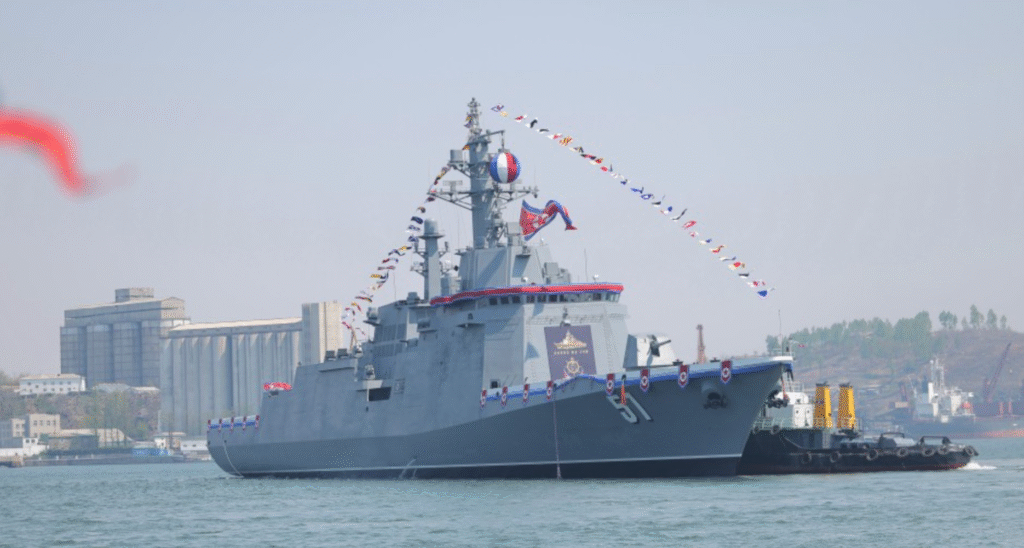 warship : ఉత్తర కొరియా కొత్త యుద్ధనౌకకు ప్రమాదం!