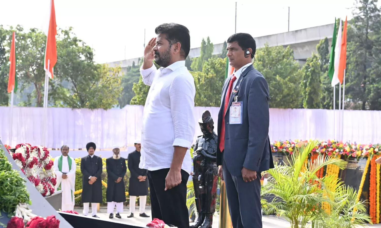 CM Revanth Reddy : పరేడ్ అవతరణ దినోత్సవ వేడుకలు