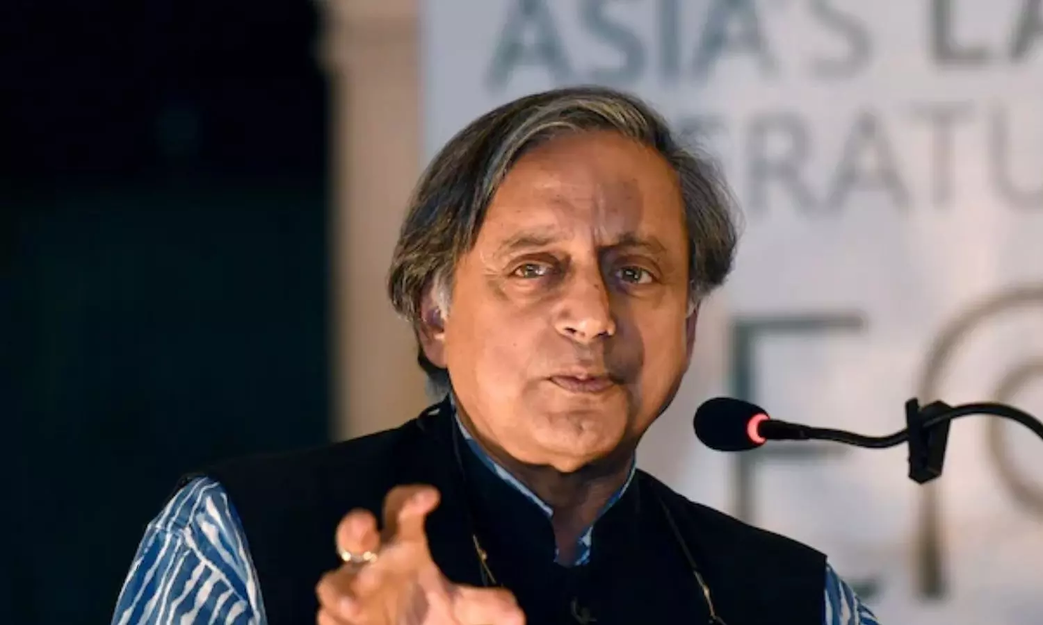 Shashi Tharoor : బీజేపీలో చేరికపై శశిథరూర్ కీలక వ్యాఖ్యలు