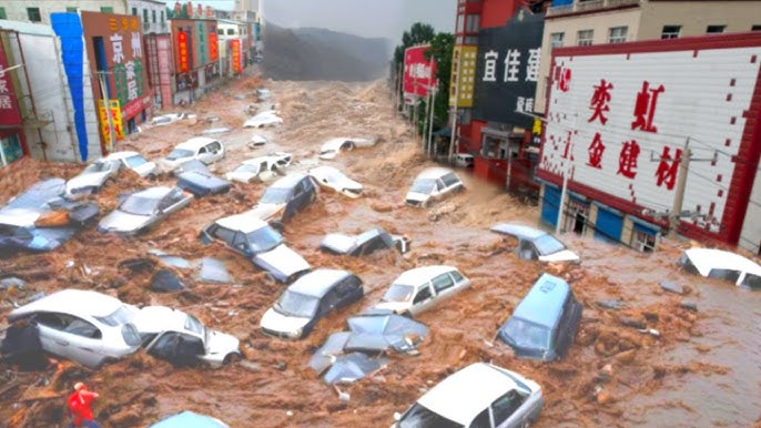 China Floods : చైనాలో భారీ వర్షాలు..34 మంది మృతి