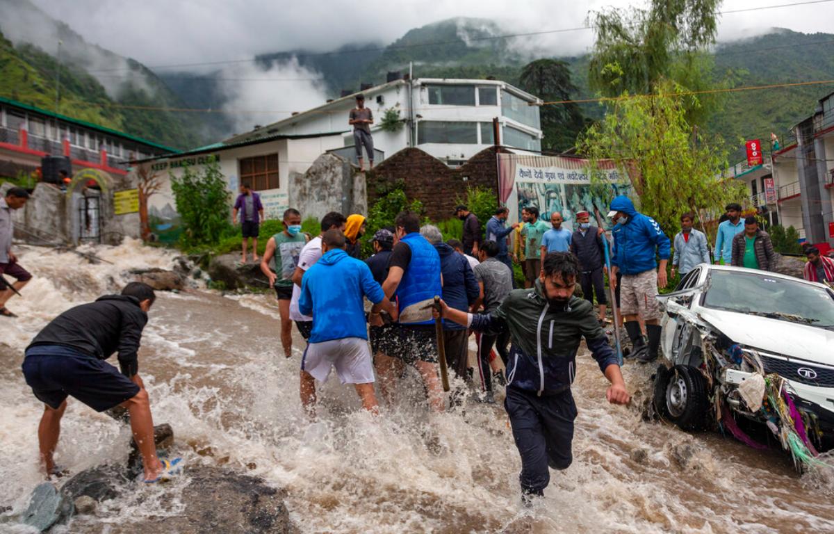 Himachal Pradesh Floods : వర్షాలకు 77 మంది మృతి