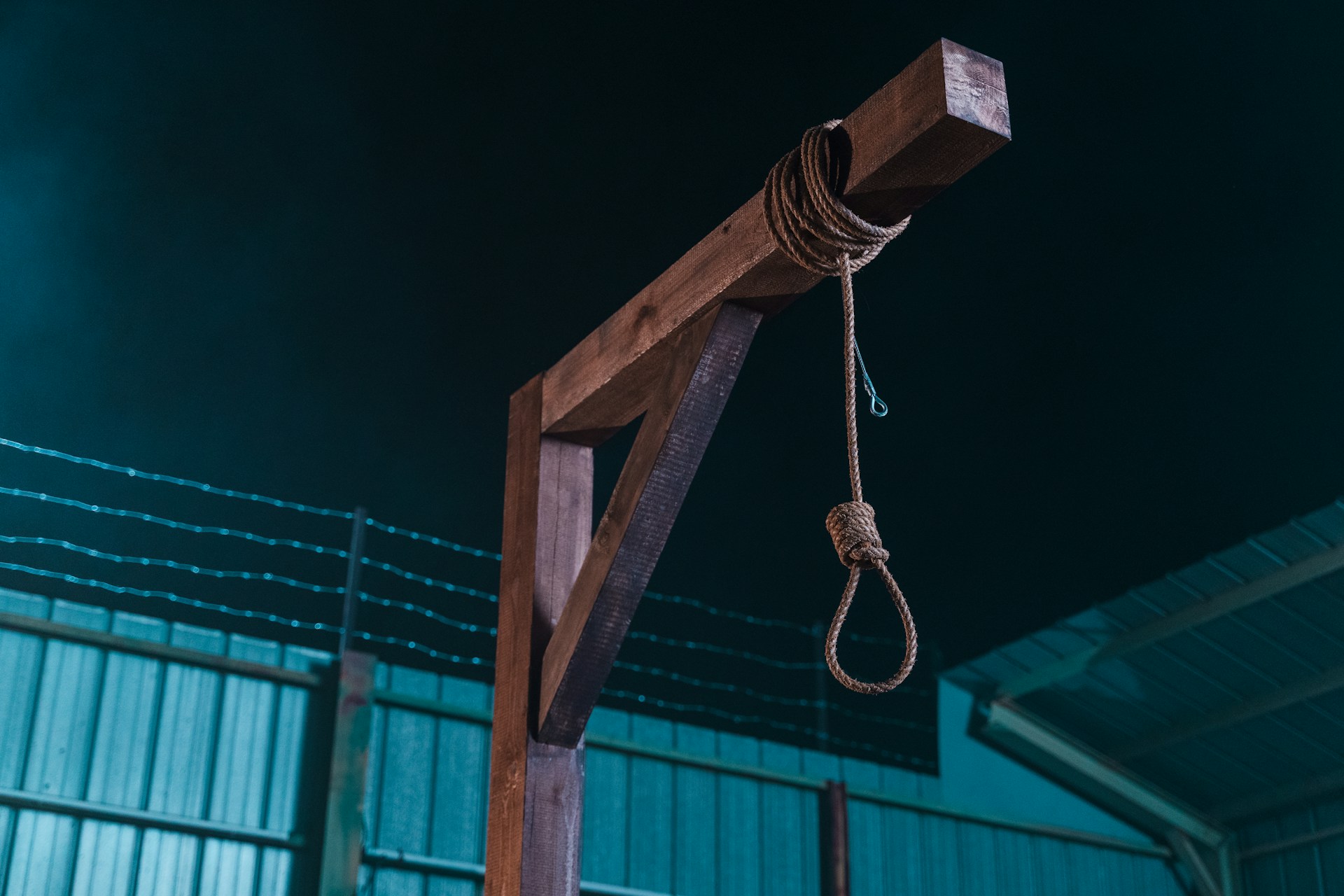 Iran execution : బాలికపై ఘాతుకం : ఇరాన్‌లో మరణశిక్ష అమలు