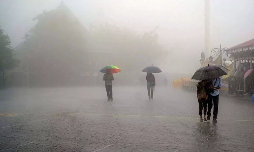 Telangana Rains : తెలంగాణ‌లో మూడు రోజులు భారీ వర్షాలు..