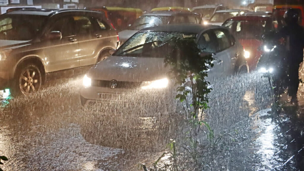 Hyderabad Rains : హైదరాబాద్‌లో రికార్డు స్థాయి వర్షం