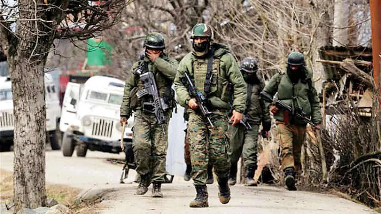 Jammu and Kashmir : కశ్మీర్‌లో ఇద్దరు ఉగ్రవాదులను మట్టుబెట్టిన సైన్యం