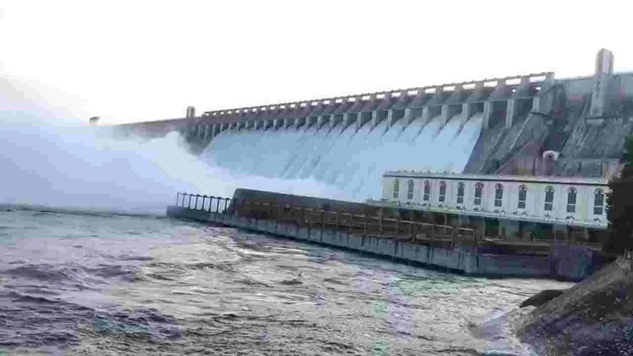 Nagarjuna Sagar : నిండుకుండలా నాగార్జునసాగర్