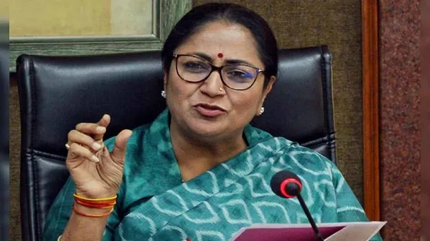 Rekha Gupta : రేఖా గుప్తాపై దాడి ఘటనపై విపక్షాల ఫైర్