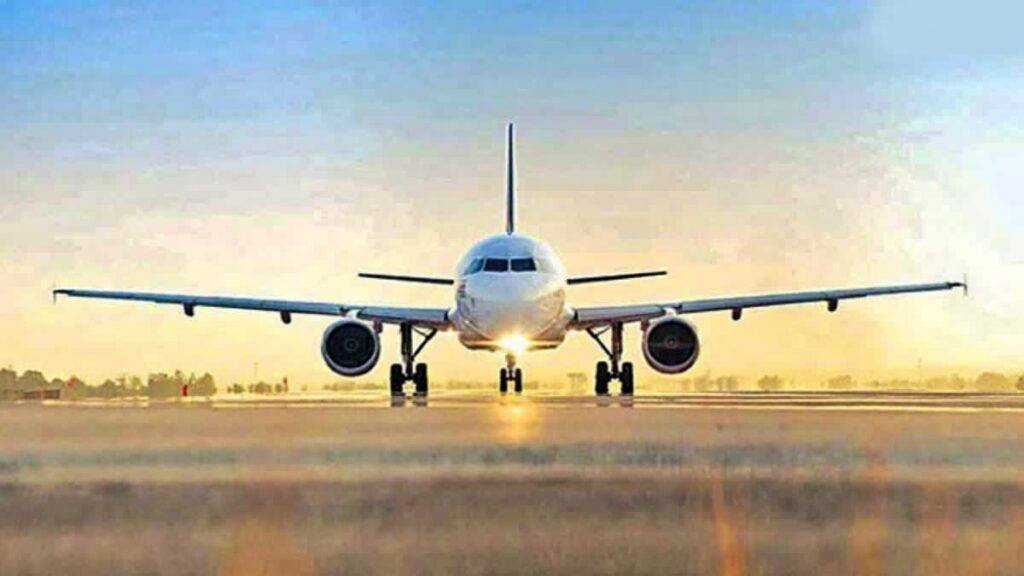 Shamshabad Airport : ఢిల్లీ వెళ్లే విమానాల్లో సాంకేతిక సమస్యలు