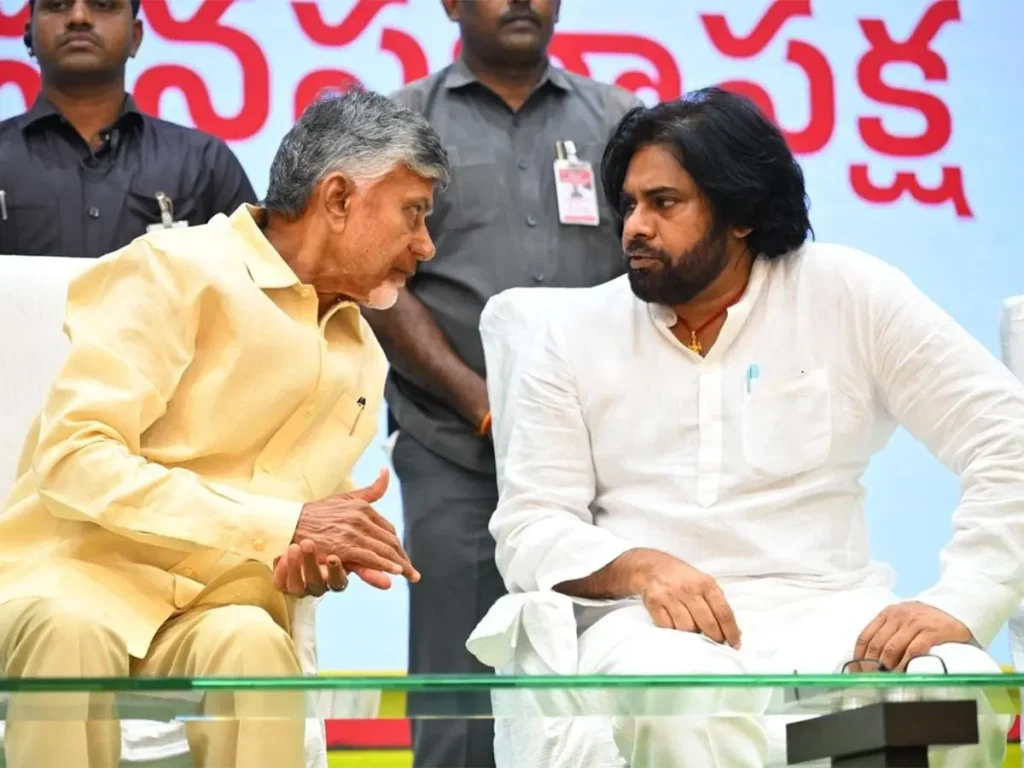 Janasena : జ‌న సైన్యానికి ధైర్యం ప‌వ‌న్‌ : చంద్ర‌బాబు