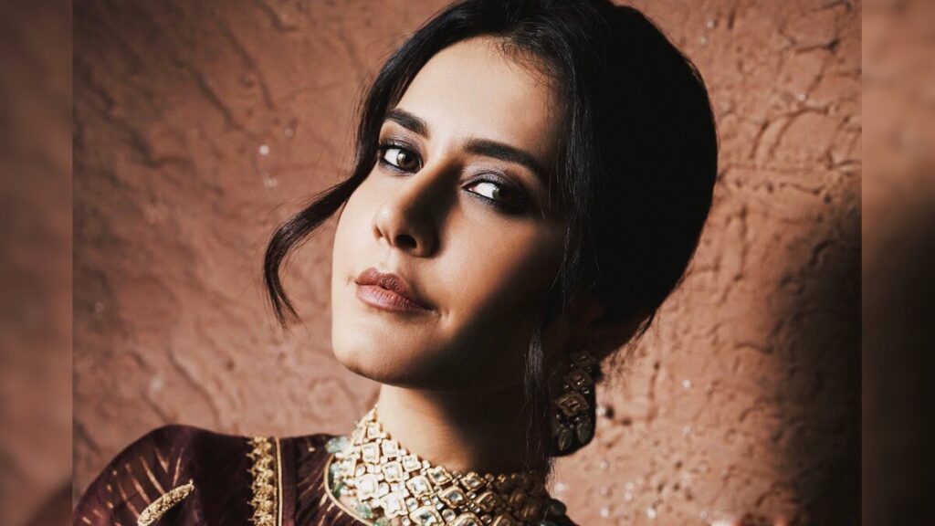 Raashi Khanna : రాశీ ఖన్నా కెరీర్ వెనుక ఆసక్తికర కథ