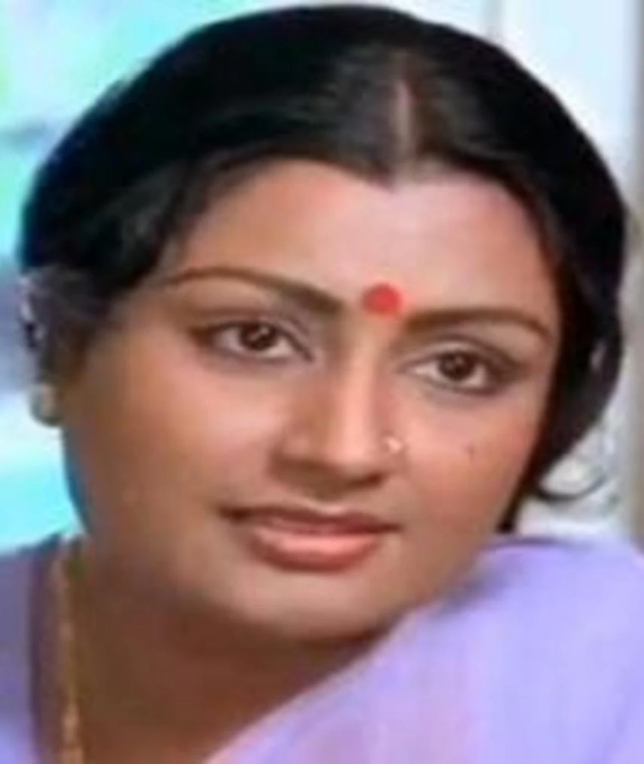 film news Shubha : ఒంటరిగా మిగిలిపోయిన సీనియర్ హీరోయిన్