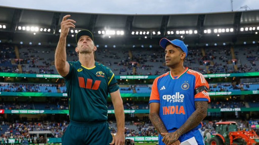 latest sports news India vs Australia : రెండో టీ20లో టాస్ గెలిచిన ఆసీస్‌