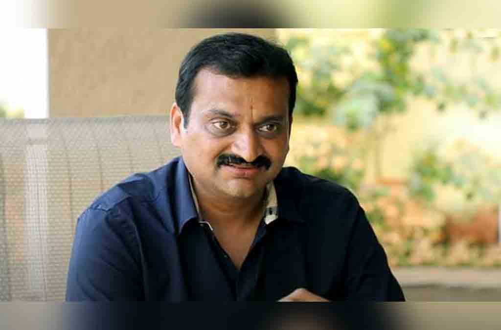 telugu news Bandla Ganesh : బండ్ల గణేశ్ ఇండస్ట్రీకి ప్రమాదం : నిర్మాత ఎస్‌కేఎన్