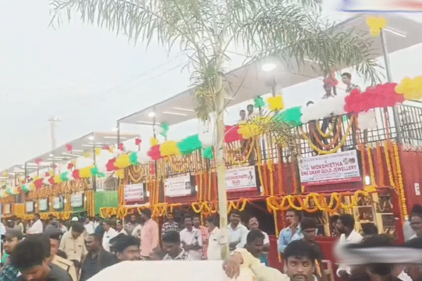 telugu news Chandrababu Naidu : నెల్లూరు లో స్మార్ట్ స్ట్రీట్ ప్రారంభించిన చంద్రబాబు telugu news Chandrababu Naidu : నెల్లూరు లో స్మార్ట్ స్ట్రీట్ ప్రారంభించిన చంద్రబాబు