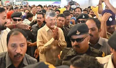 telugu news Chandrababu Naidu: హైదరాబాద్ చేరుకున్న చంద్రబాబు