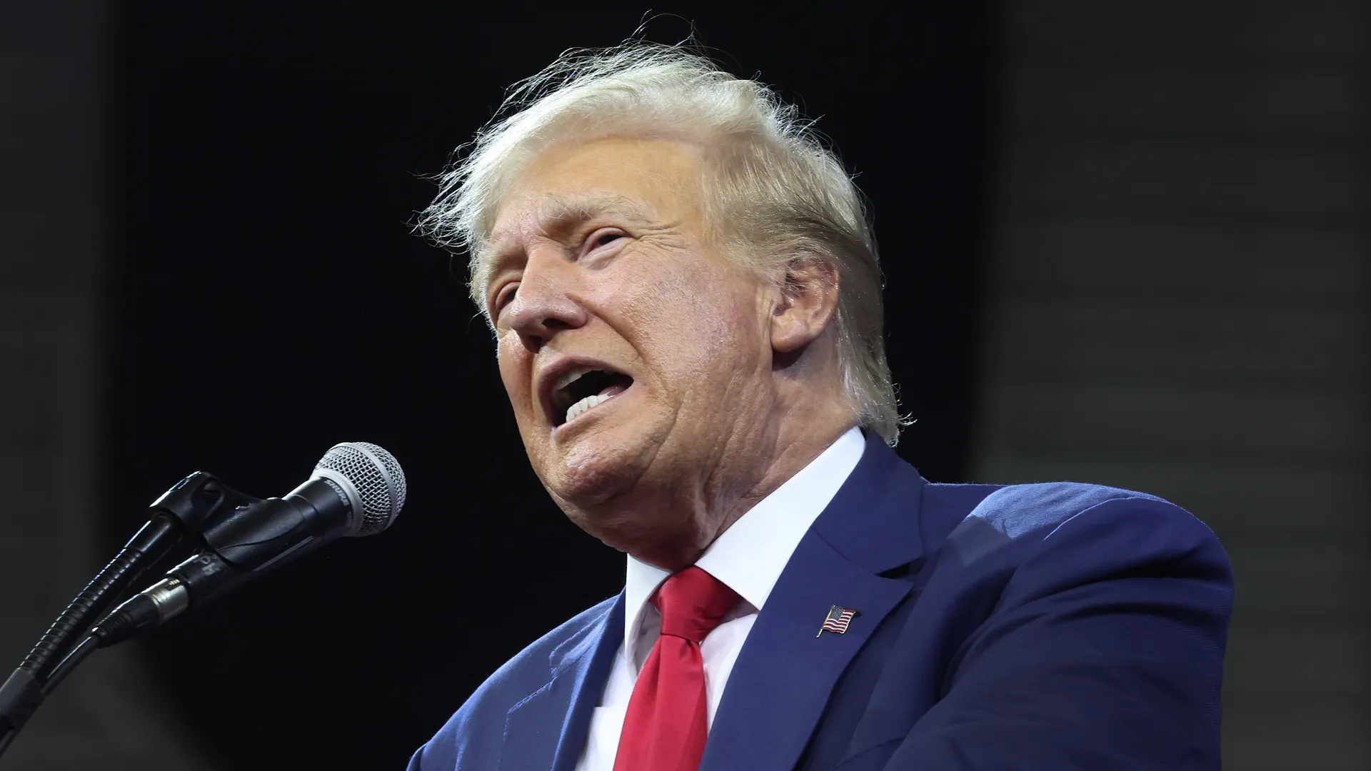 telugu news Donald Trump : ఇల్లినోయా గవర్నర్ పై ట్రంప్ తీవ్ర వ్యాఖ్యలు