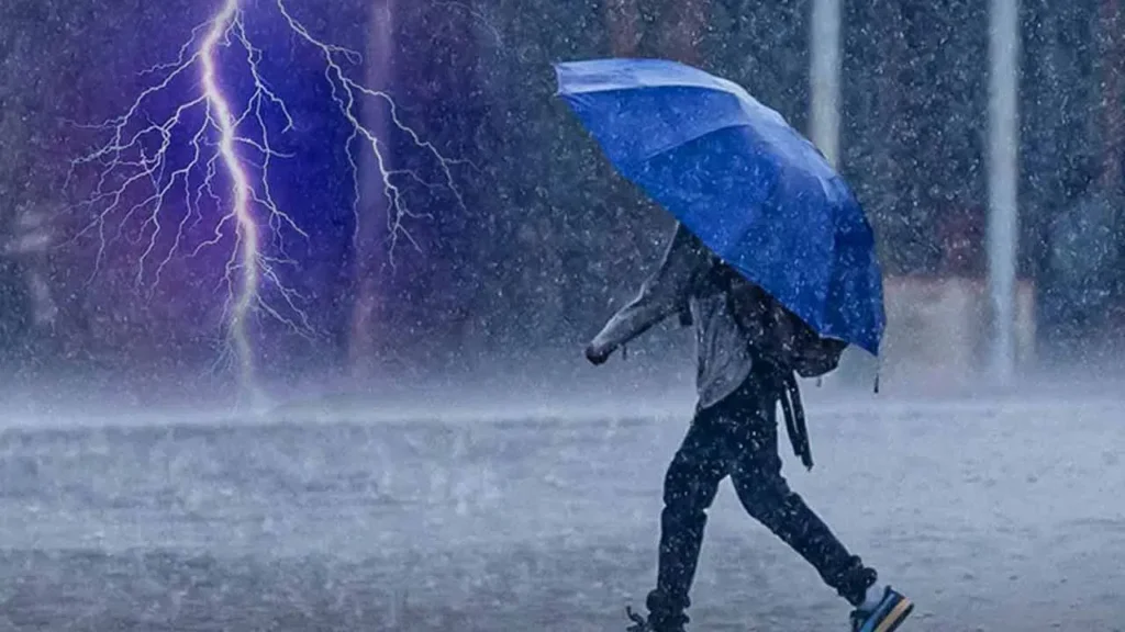 telugu news Rain : తెలుగు రాష్ట్రాల్లోని ఈ జిల్లాల్లో భారీ వర్షాలు