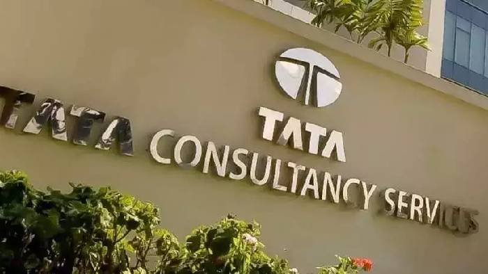 telugu news : TCS : హెచ్-1బీ వీసాలపై టీసీఎస్‌కు చిక్కులు..