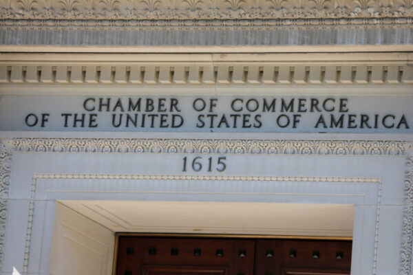 telugu news US Chamber of Commerce : హెచ్-1బీ ఫీజు పెంపుపై కోర్టులో సవాల్
