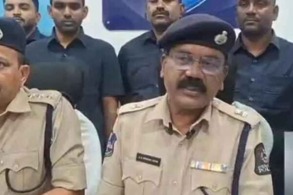 latest telugu news Hyderabad : తాండూరులో నకిలీనోట్ల ముఠా