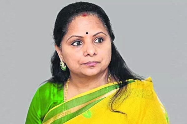 latest telugu news Kavitha : కవితపై బీఆర్ఎస్ నేతల తీవ్ర వ్యాఖ్యలు