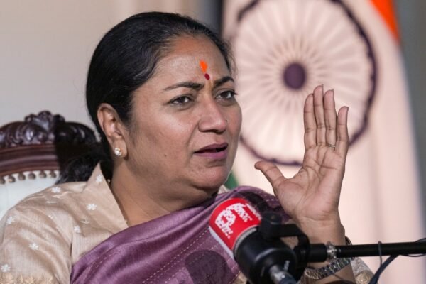 latest telugu news Rekha Gupta : అమరవీరుల దినోత్సవం … నవంబర్ 25న ప్రభుత్వ సెలవు … ఢిల్లీ ముఖ్యమంత్రి