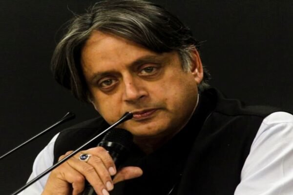 latest telugu news Shashi Tharoor : శశిథరూర్ వ్యాఖ్యలపై సందీప్ దీక్షిత్ ఆగ్రహం